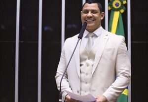 Ranking dos Políticos reconhece Coronel Ulysses como o único deputado federal do Acre premiado