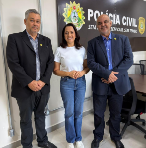 Vice-governadora Mailza Assis visita Delegado-Geral da Polícia Civil do Acre – Polícia Civil do Estado do Acre – PCAC
