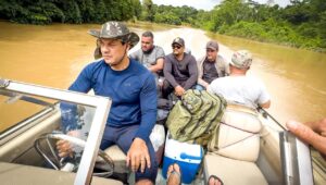 Coronel Ulysses percorre o Juruá e leva o gabinete até as comunidades mais distantes do interior do Acre