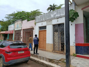 Prefeitura de Brasiléia intensifica fiscalização de imóveis abandonados no centro histórico da cidade