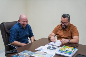 Em Sena, Gerlen reúne vereadores e secretários para receber Alan Rick