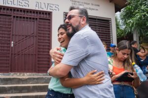 Alan Rick garante equipamentos para produtores e ônibus leito para estudantes de Rodrigues Alves
