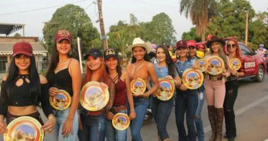 Candidatas a Garota Country 2019 realizam Blitz na Ponte José Augusto em Epitaciolândia Candidatas a Garota Country 2019 realizam Blitz na Ponte José Augusto em Epitaciolândia