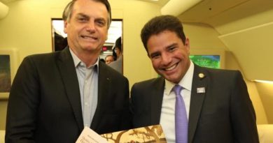 Bolsonaro virá ao Acre nos próximos dias verificar de perto situação ambiental Bolsonaro virá ao Acre nos próximos dias verificar de perto situação ambiental
