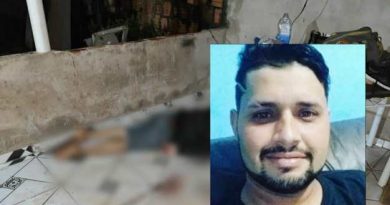 Garçom é assassinado com 6 tiros dentro da própria casa Garçom é assassinado com 6 tiros dentro da própria casa