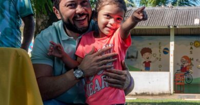 Jarude destina R$ 100 mil para ampliar sessões de equoterapia a crianças autistas em Senador Guiomard Jarude destina R$ 100 mil para ampliar sessões de equoterapia a crianças autistas em Senador Guiomard