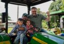 Senador Alan Rick contribui com a maior entrega de máquinas agrícolas já realizada no Acre Senador Alan Rick contribui com a maior entrega de máquinas agrícolas já realizada no Acre