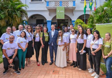 Governador Gladson Camelí e ministro Luís Roberto Barroso prestigiam o programa Justiça Itinerante em Xapuri