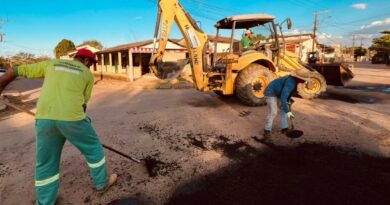 Prefeito Carlinhos do Pelado agradece Gladson Cameli pelos investimentos em Brasileia Prefeito Carlinhos do Pelado agradece Gladson Cameli pelos investimentos em Brasileia