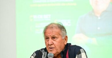 “A educação foi uma das bases que me trouxe até aqui”, diz Zico em entrevista coletiva no Acre “A educação foi uma das bases que me trouxe até aqui”, diz Zico em entrevista coletiva no Acre