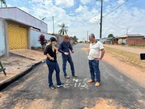 Deracre envia mais 200 toneladas de massa asfáltica para manutenção de ruas em Epitaciolândia