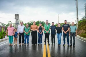 Governador Gladson Camelí entrega pavimentação de vias urbanas e fortalece mobilidade em Tarauacá