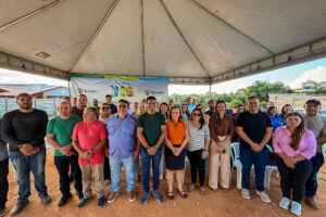 Dia histórico: Prefeitura de Brasiléia assina ordem de serviço para construção de unidades habitacionais durante programação dos 116 anos de Brasiléia